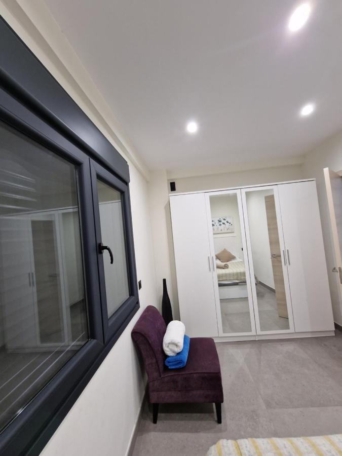 Private Room In The Center Of Estepona Exterior photo